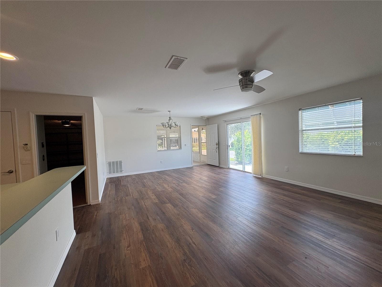 Villa at 731 DUMAS ST, THE VILLAGES, photo 14 of 18