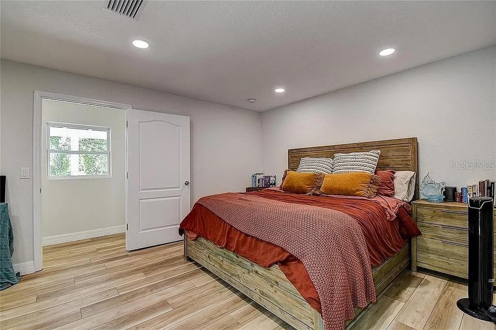Single Family Residence at 4723 THOMAS HOBY PL, SARASOTA, photo 11 of 26