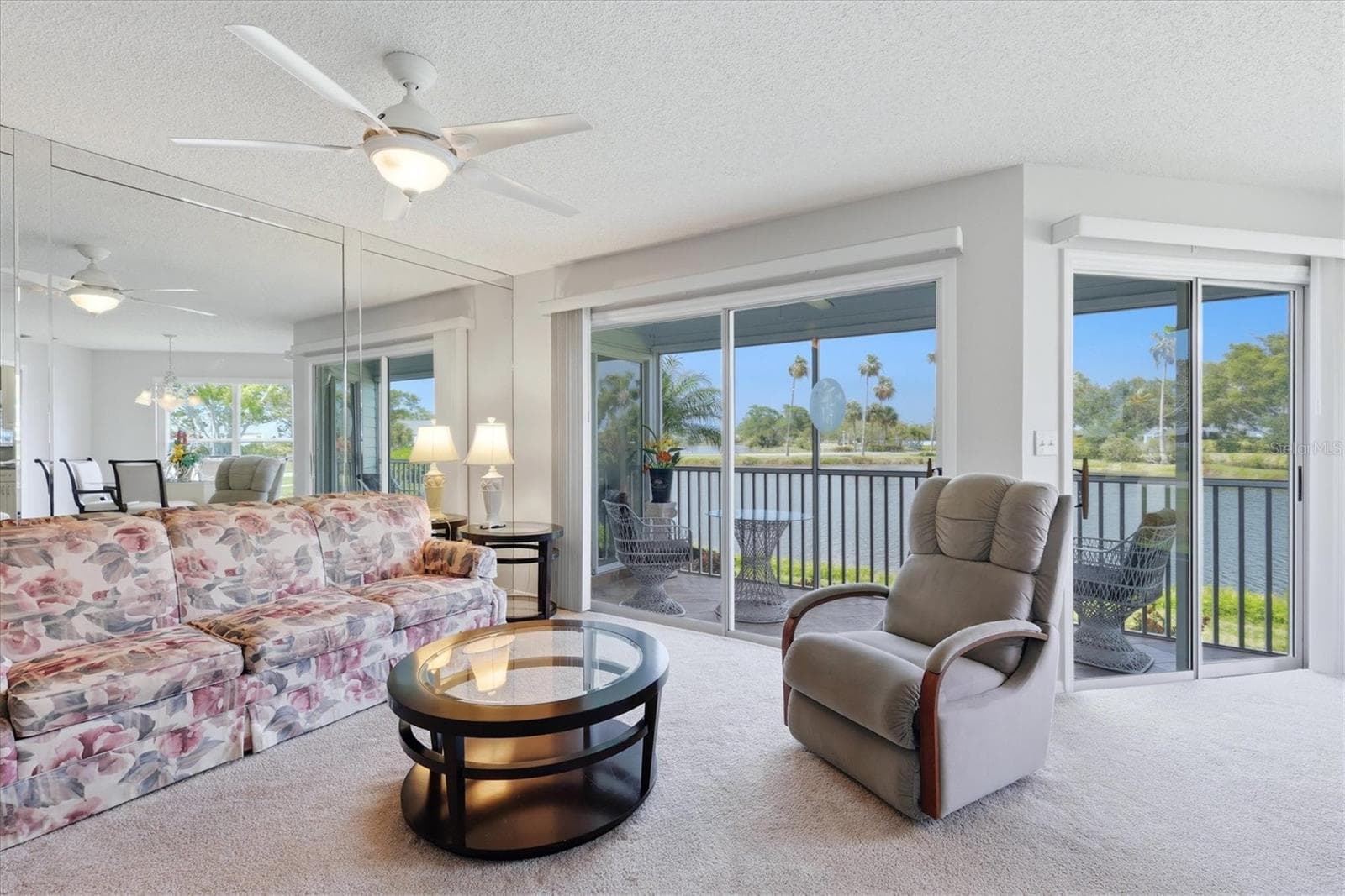 Great room overlooking Pond and Lanai - 879 AUDUBON DR #879, BRADENTON