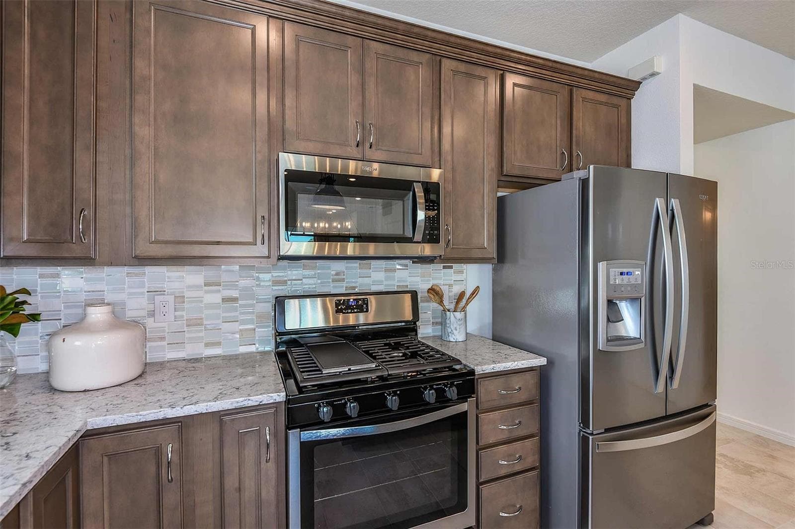 Model Home Design Only. Pictures and furnishings are for illustrative purposes only. Elevations, colors and options may vary. Furniture is for model home staging only - 2621 HAMMOCK HARBOR AVENUE, ST CLOUD