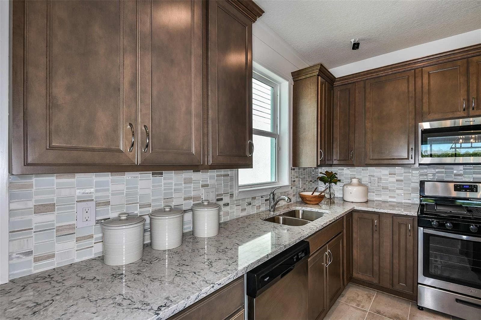 Model Home Design Only. Pictures and furnishings are for illustrative purposes only. Elevations, colors and options may vary. Furniture is for model home staging only - 2621 HAMMOCK HARBOR AVENUE, ST CLOUD