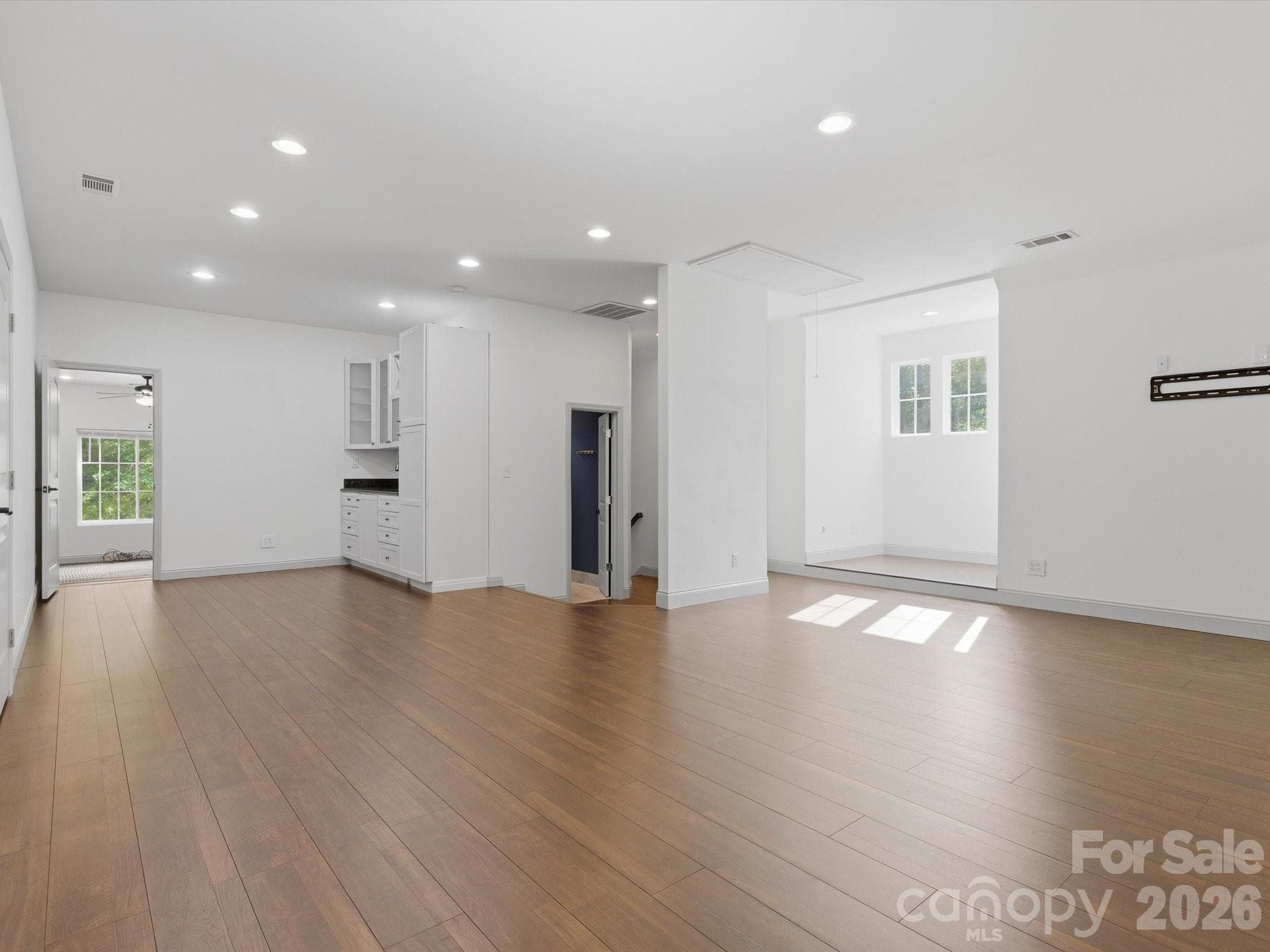 Single Family Residence at Charlotte, photo 35 of 47