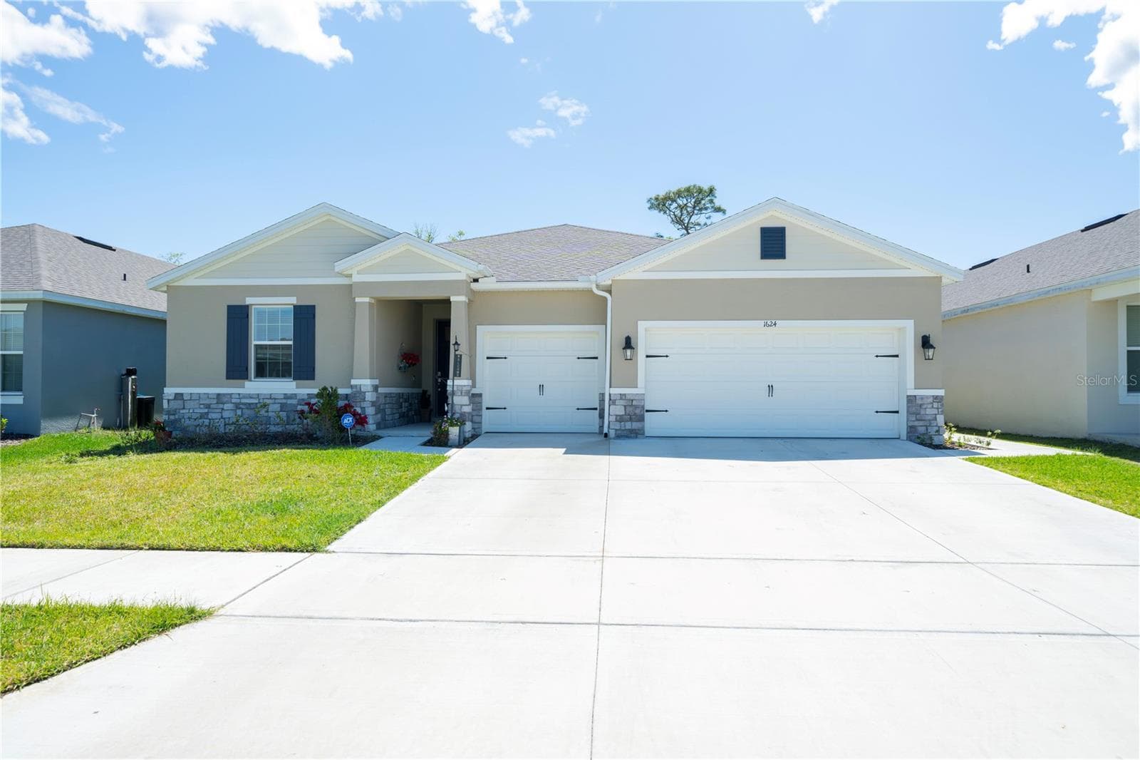 1624 BARBERRY DR