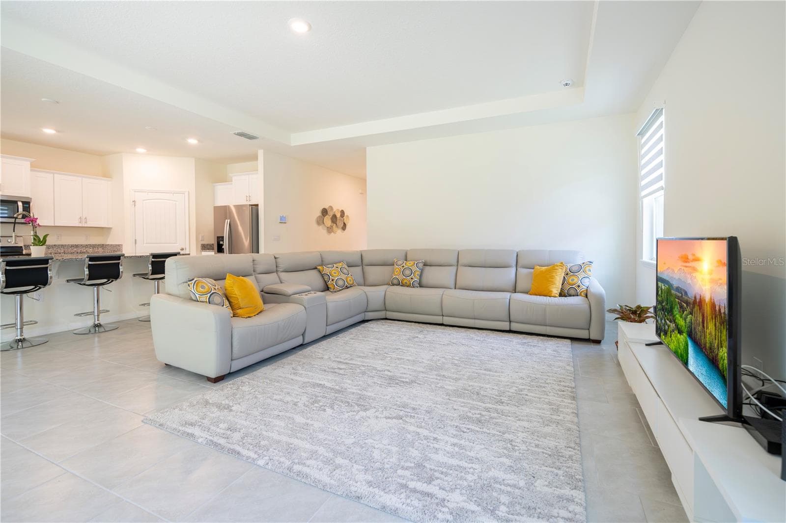 Single Family Residence at 1624 BARBERRY DR, KISSIMMEE, photo 11 of 42