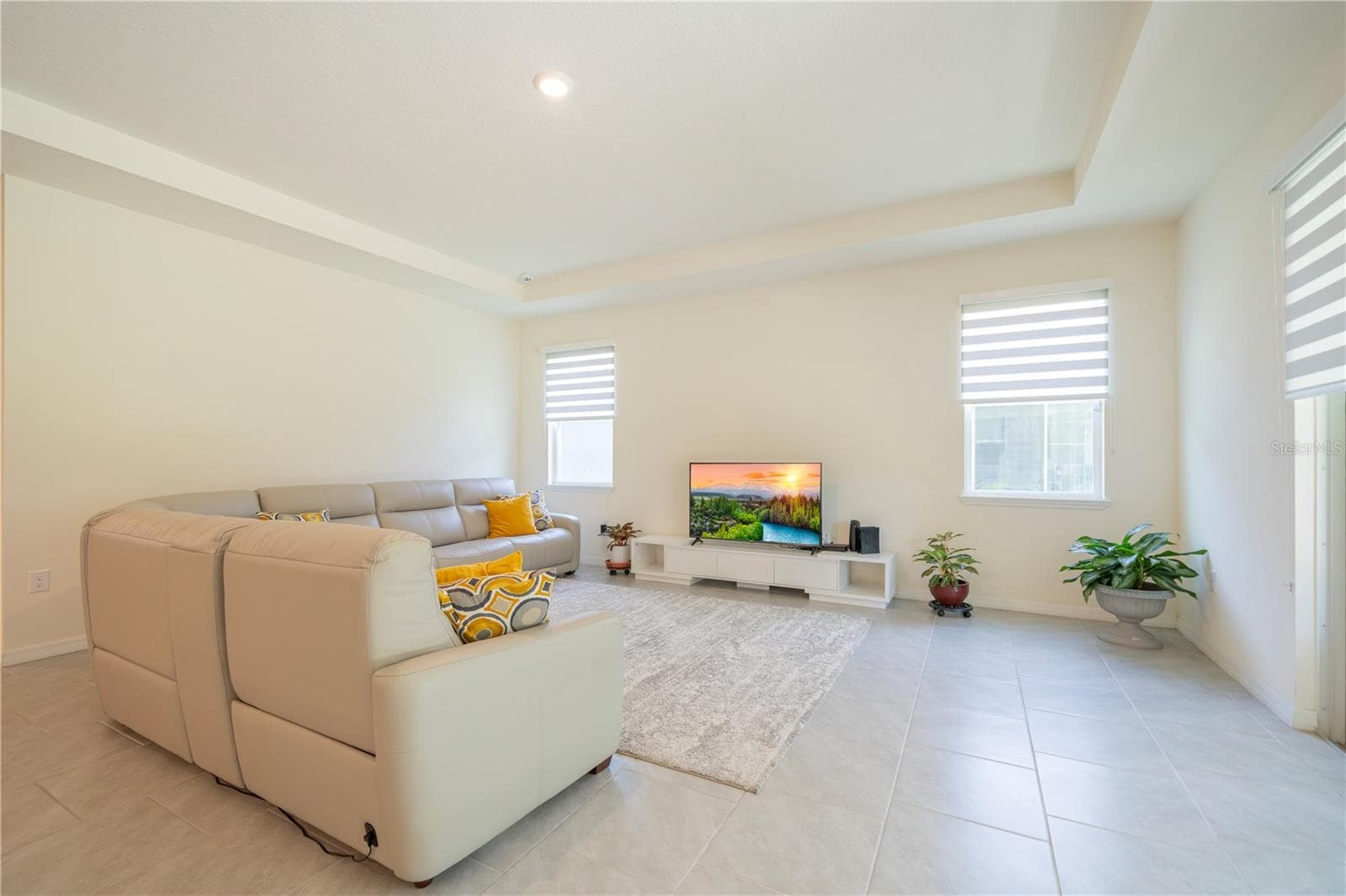 Single Family Residence at 1624 BARBERRY DR, KISSIMMEE, photo 12 of 42