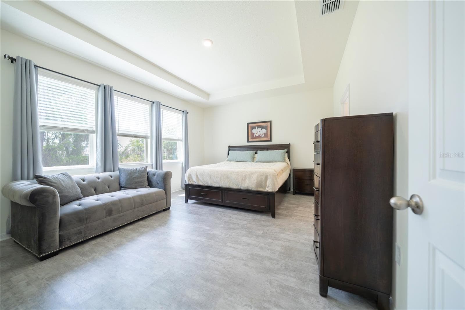 Single Family Residence at 1624 BARBERRY DR, KISSIMMEE, photo 14 of 42