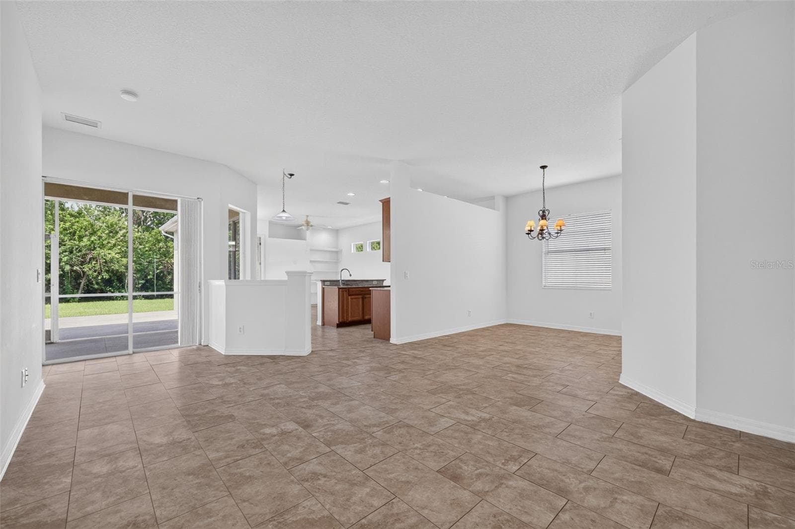 Single Family Residence at 5328 LEXINGTON DR, PARRISH, photo 7 of 59