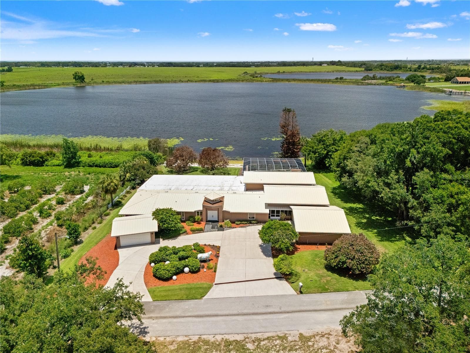Single Family Residence at 775 S ILAKEE AVE, LAKE ALFRED, photo 4 of 89