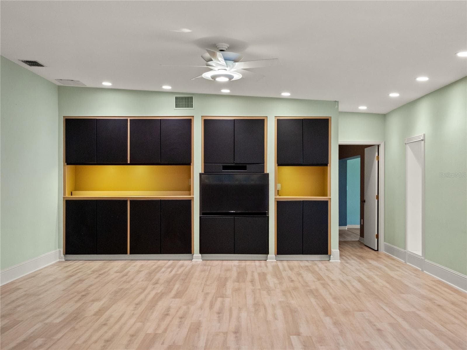 Single Family Residence at 775 S ILAKEE AVE, LAKE ALFRED, photo 11 of 89