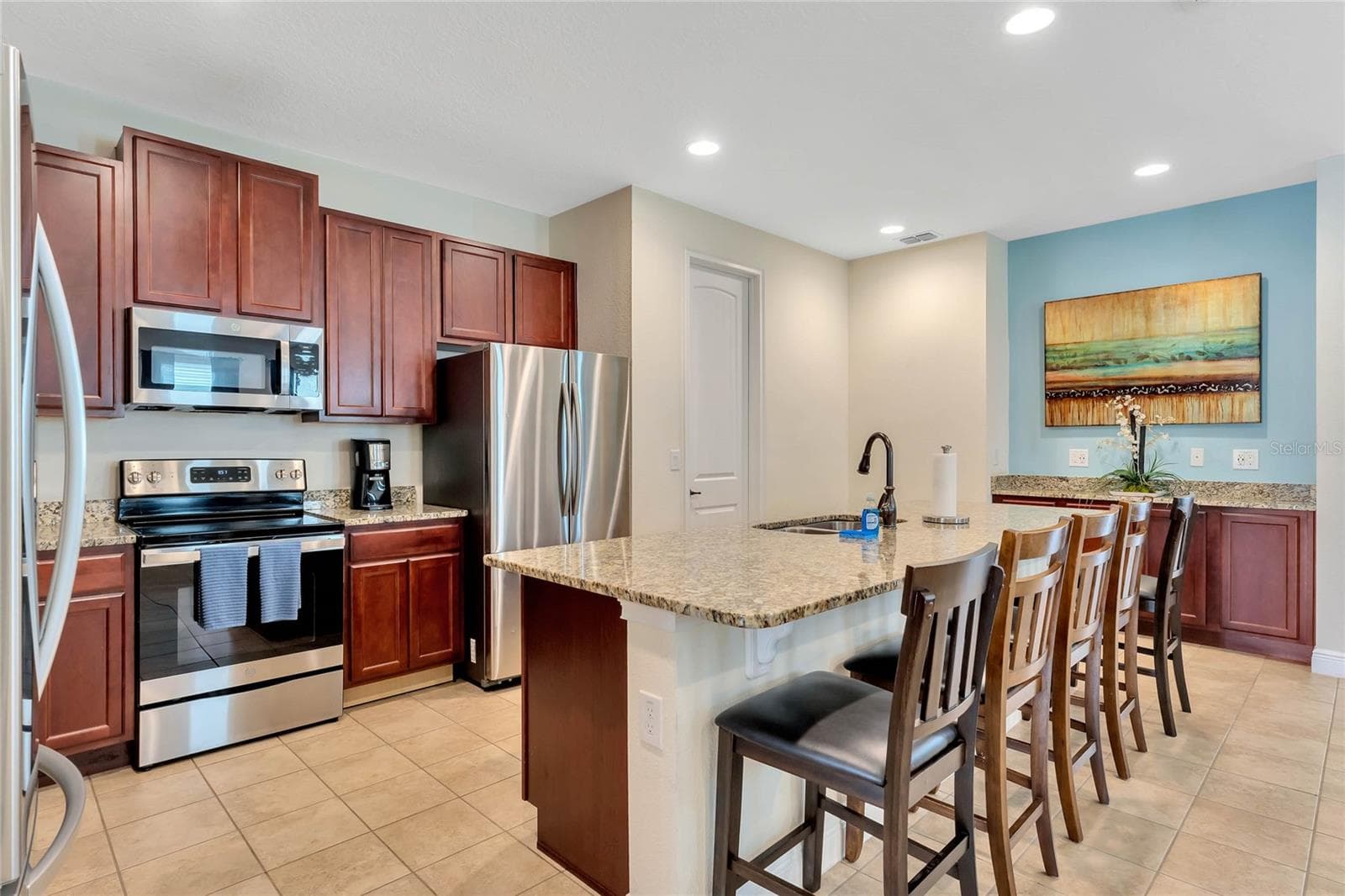 Kitchen - 7517 MARKER AVE, KISSIMMEE