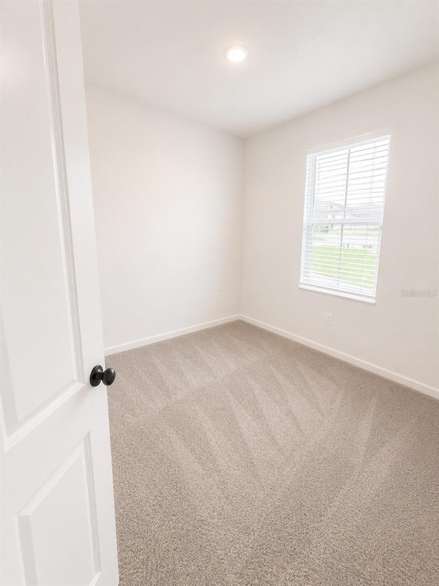 Single Family Residence at 236 HILLCREST DR, DUNDEE, photo 20 of 25