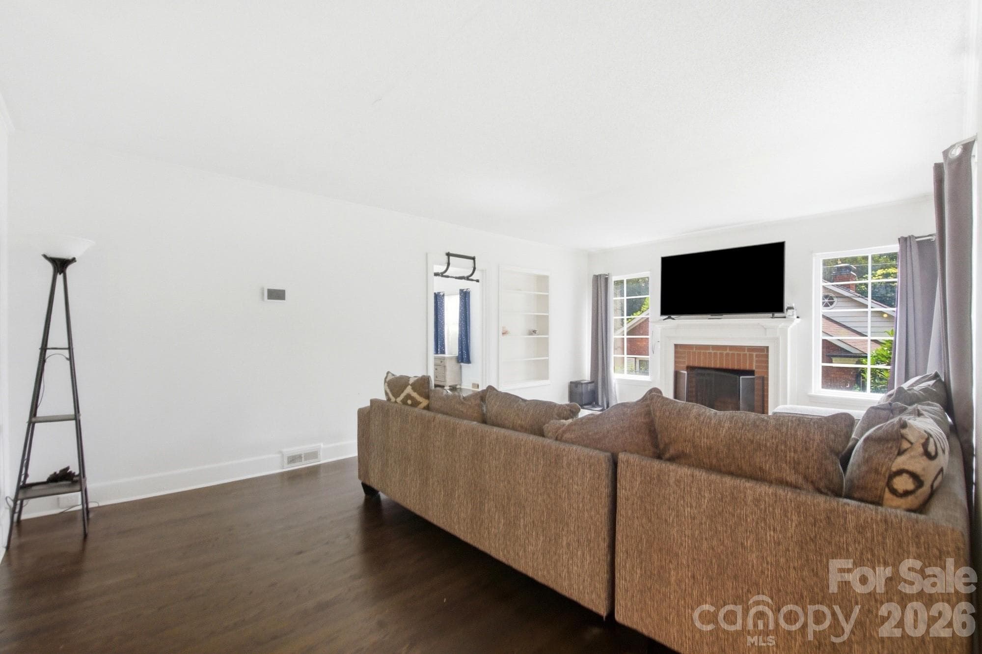 Single Family Residence at Salisbury, photo 7 of 37
