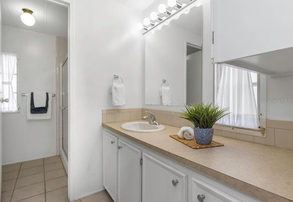 Manufactured Home at 198 PHILADELPHIA BLVD #11, PALM HARBOR, photo 14 of 23