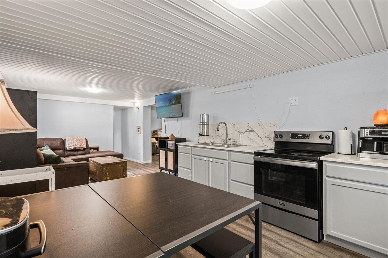 Mobile Home at 6380 RICHARD DR, WEEKI WACHEE, photo 17 of 54