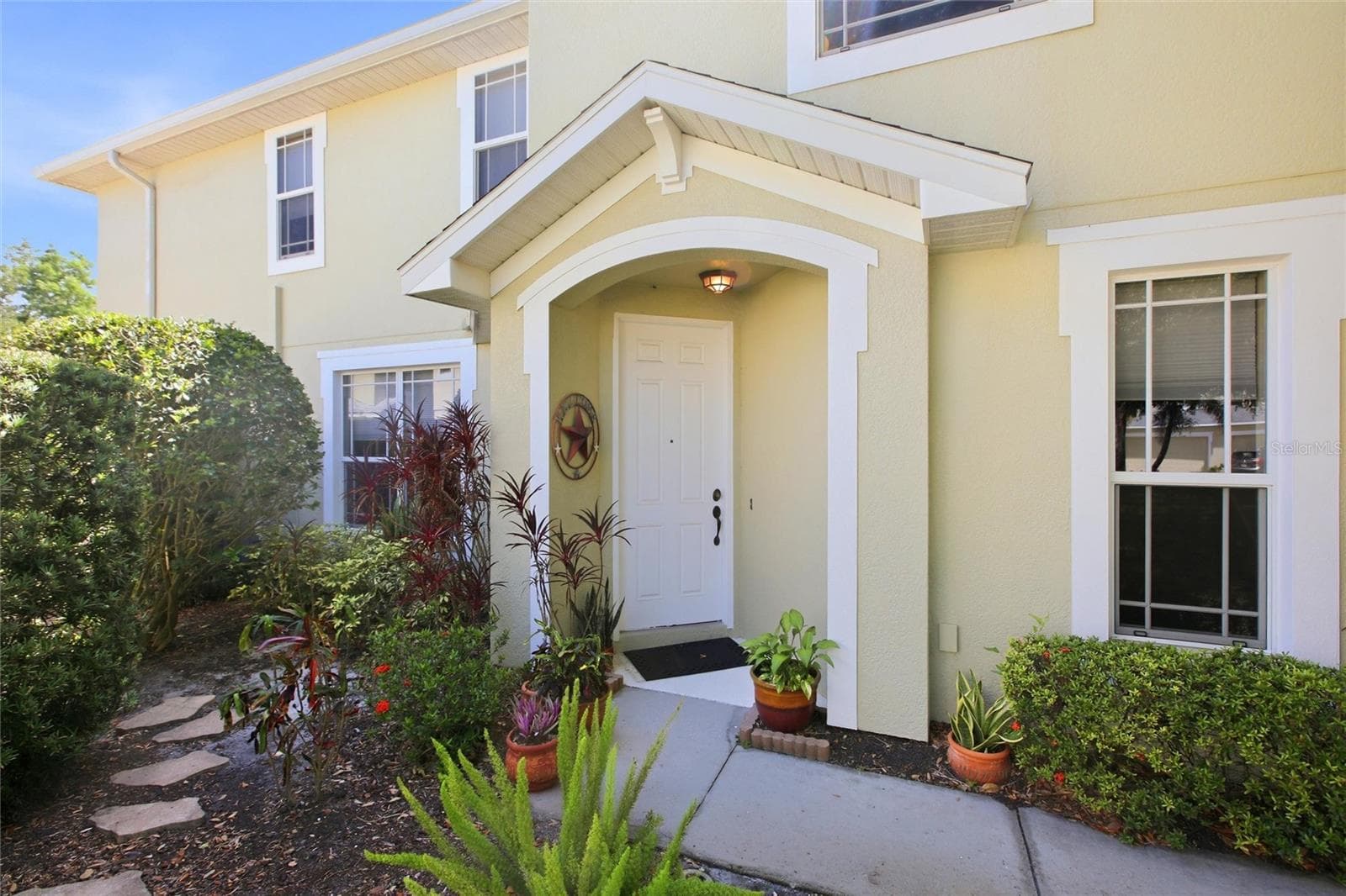 Townhouse at 477 HARBOR RIDGE DR, PALM HARBOR, photo 6 of 43