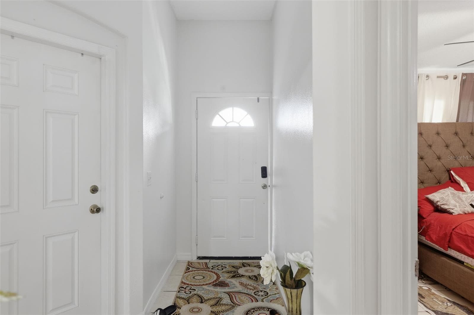 Interior front entry - 1911 S GADSEN BLVD, ORLANDO