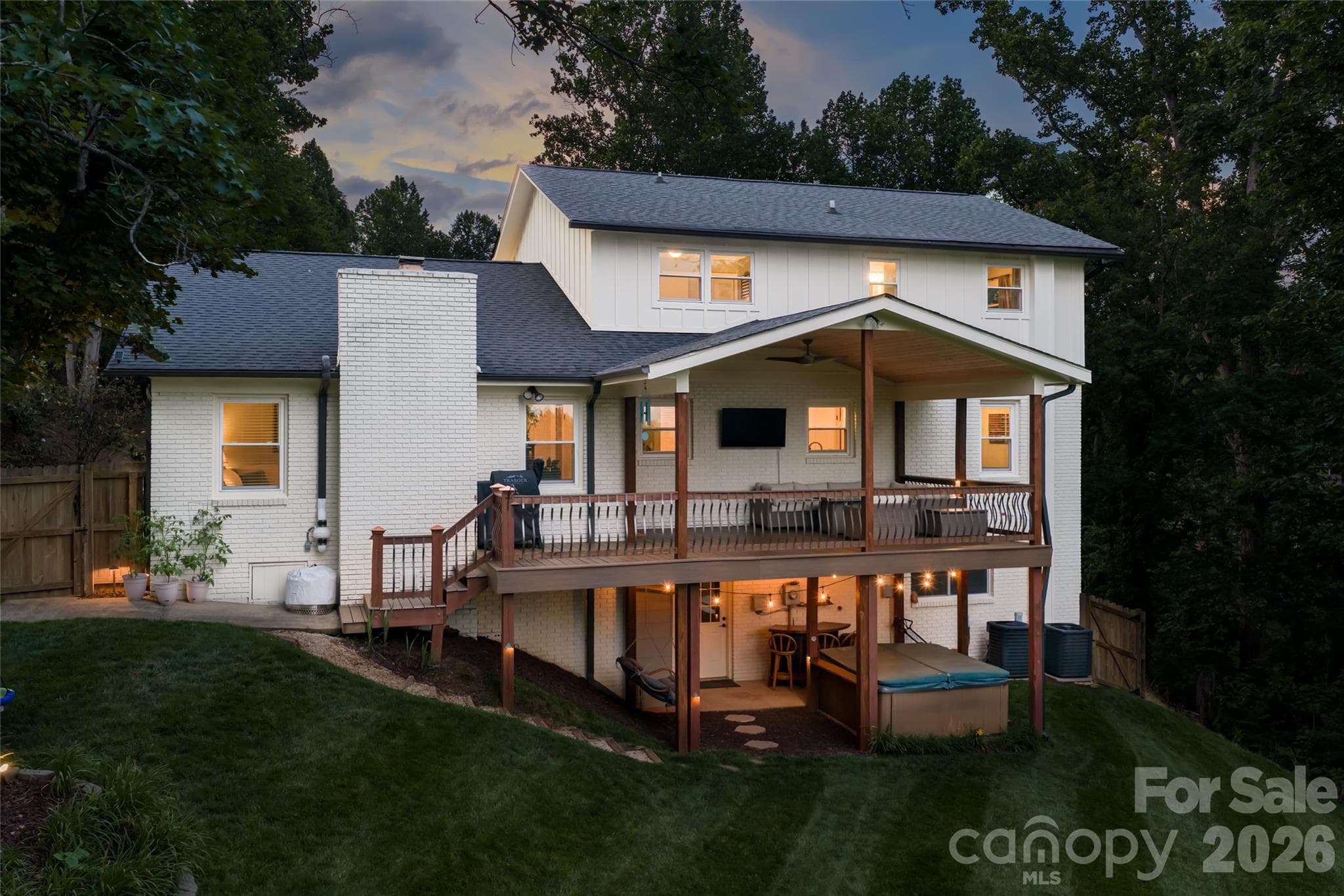 Single Family Residence at 24 Audubon Drive, Asheville, photo 2 of 46