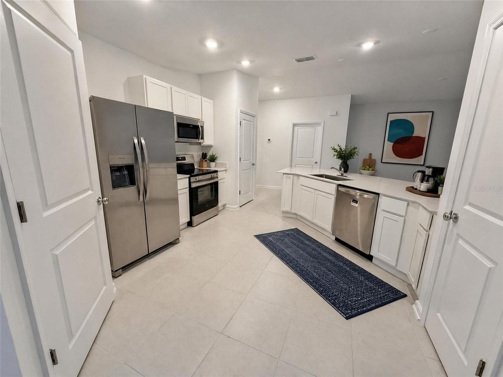 Kitchen - 187 PUMA LOOP, GROVELAND