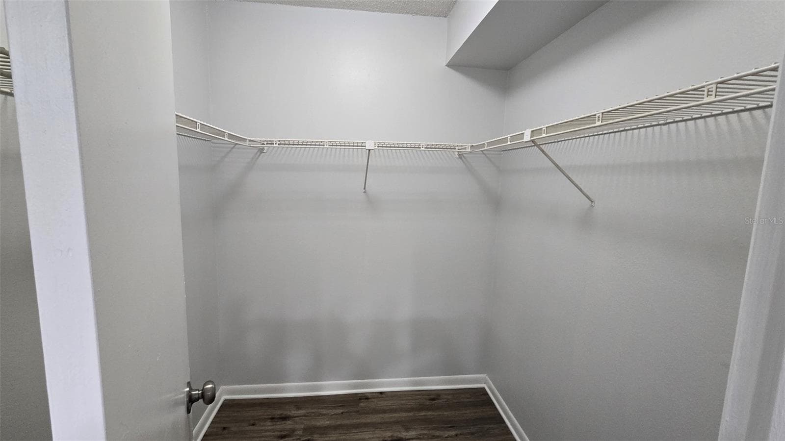 walk in closet - 13626 GREENFIELD DR #201, TAMPA