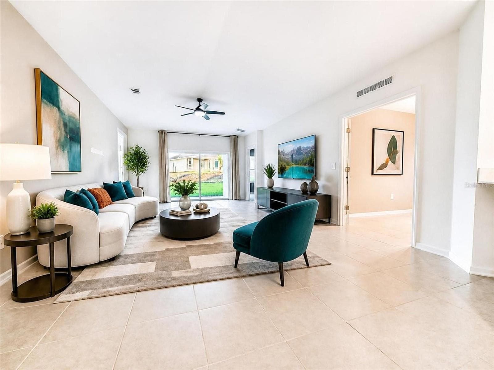 Family Room - 187 PUMA LOOP, GROVELAND