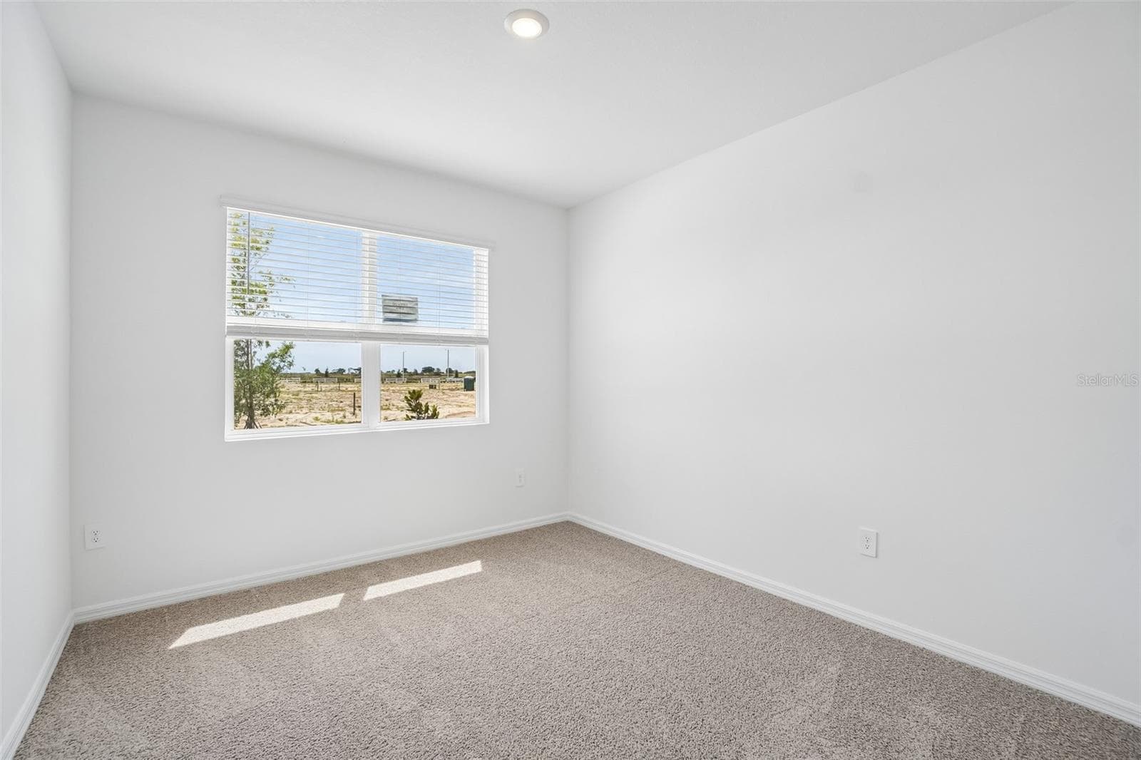 Single Family Residence at 4660 BARBERRY AVE, LAKELAND, photo 18 of 33