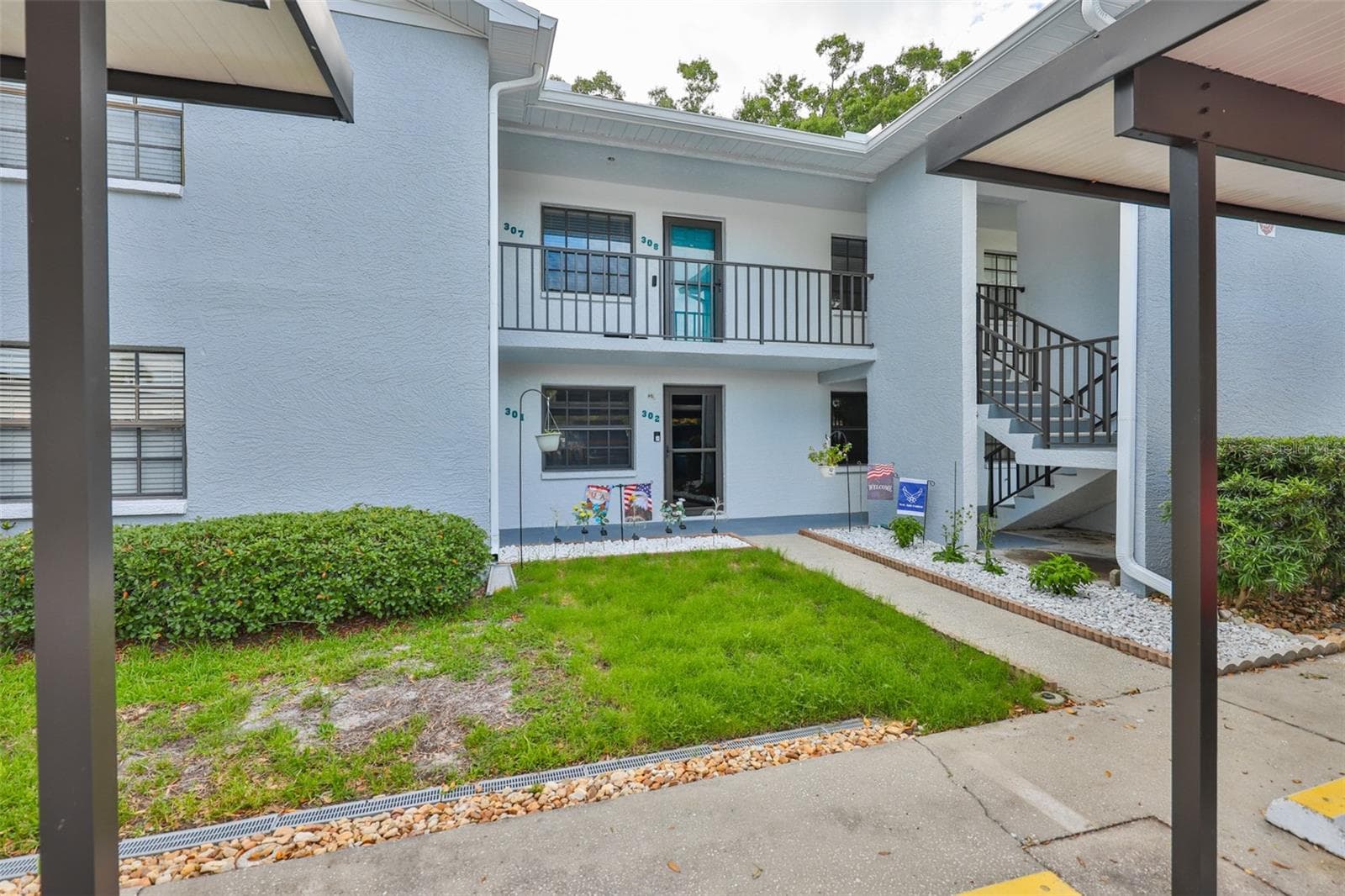 Condominium at 11800 PARK BLVD #308, SEMINOLE, photo 2 of 36