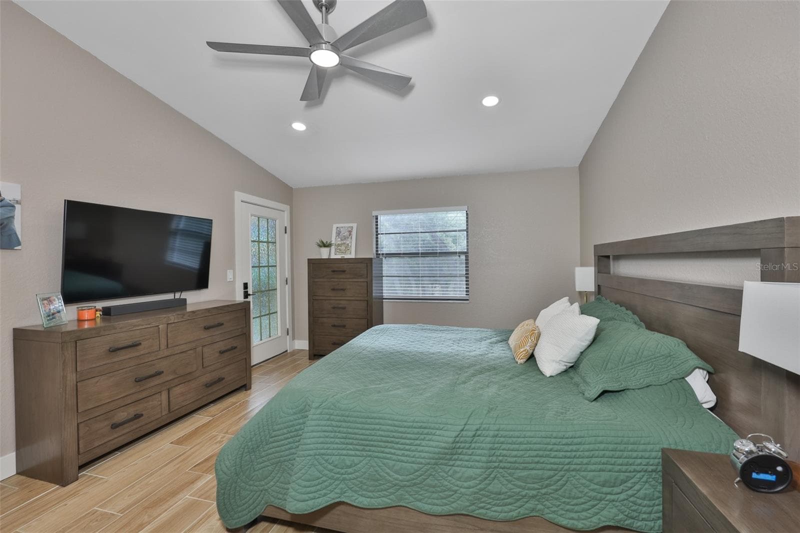 Condominium at 11800 PARK BLVD #308, SEMINOLE, photo 15 of 36