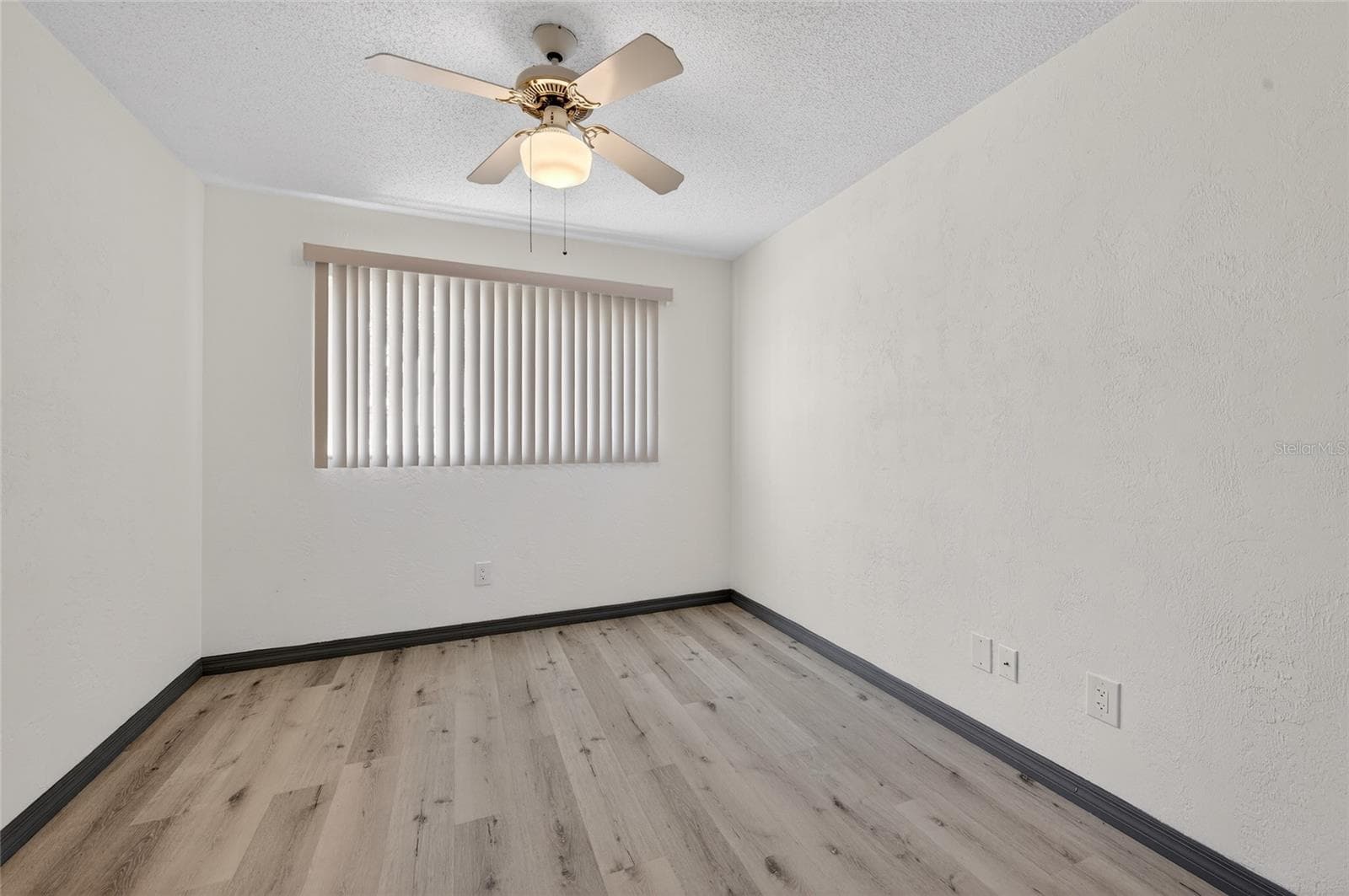 Half Duplex at 1400 PORTOBELLO DR, PORT ORANGE, photo 14 of 55