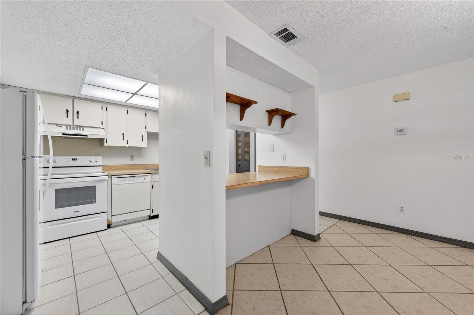 Half Duplex at 1400 PORTOBELLO DR, PORT ORANGE, photo 17 of 55