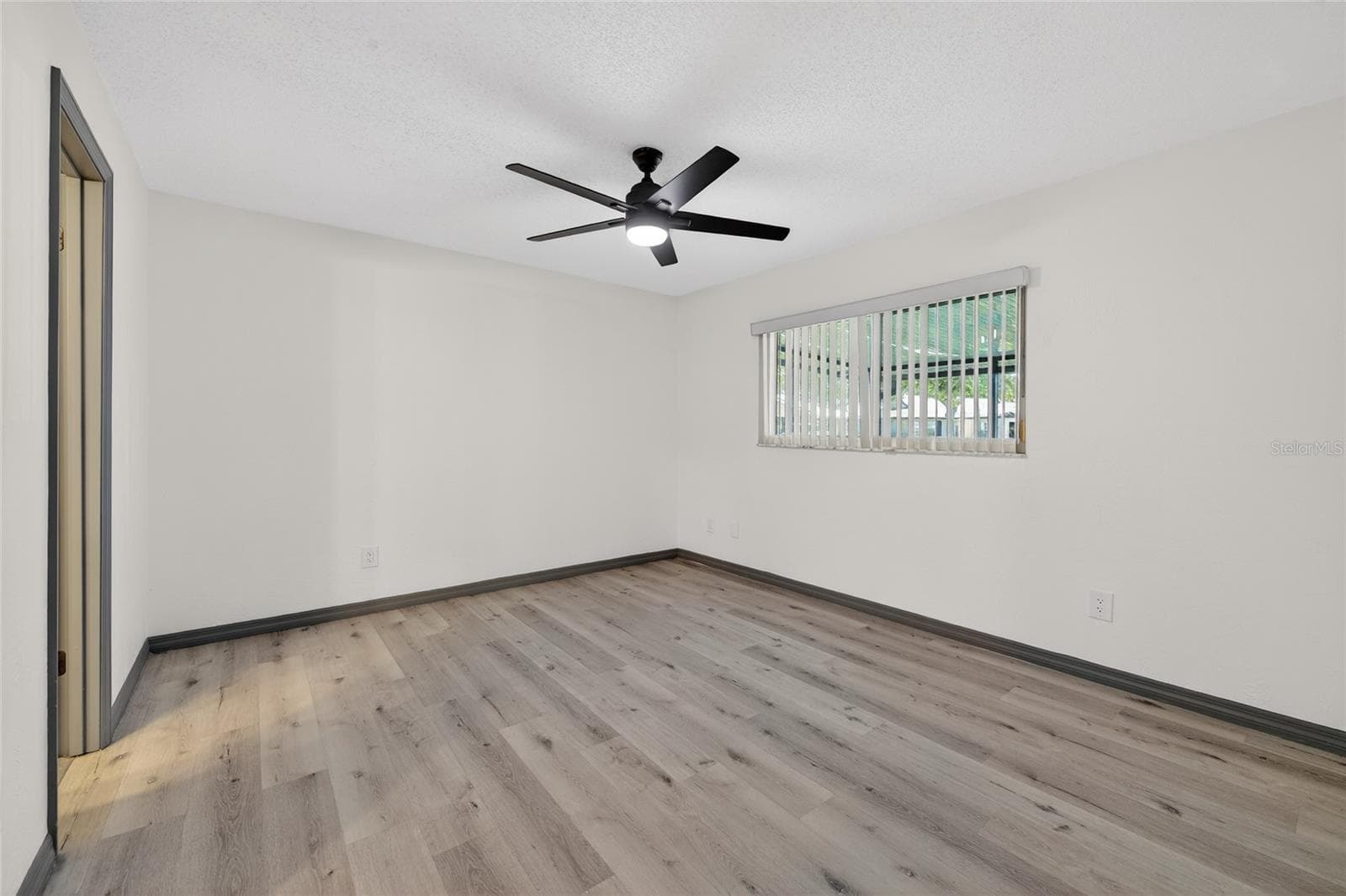 Half Duplex at 1400 PORTOBELLO DR, PORT ORANGE, photo 20 of 55