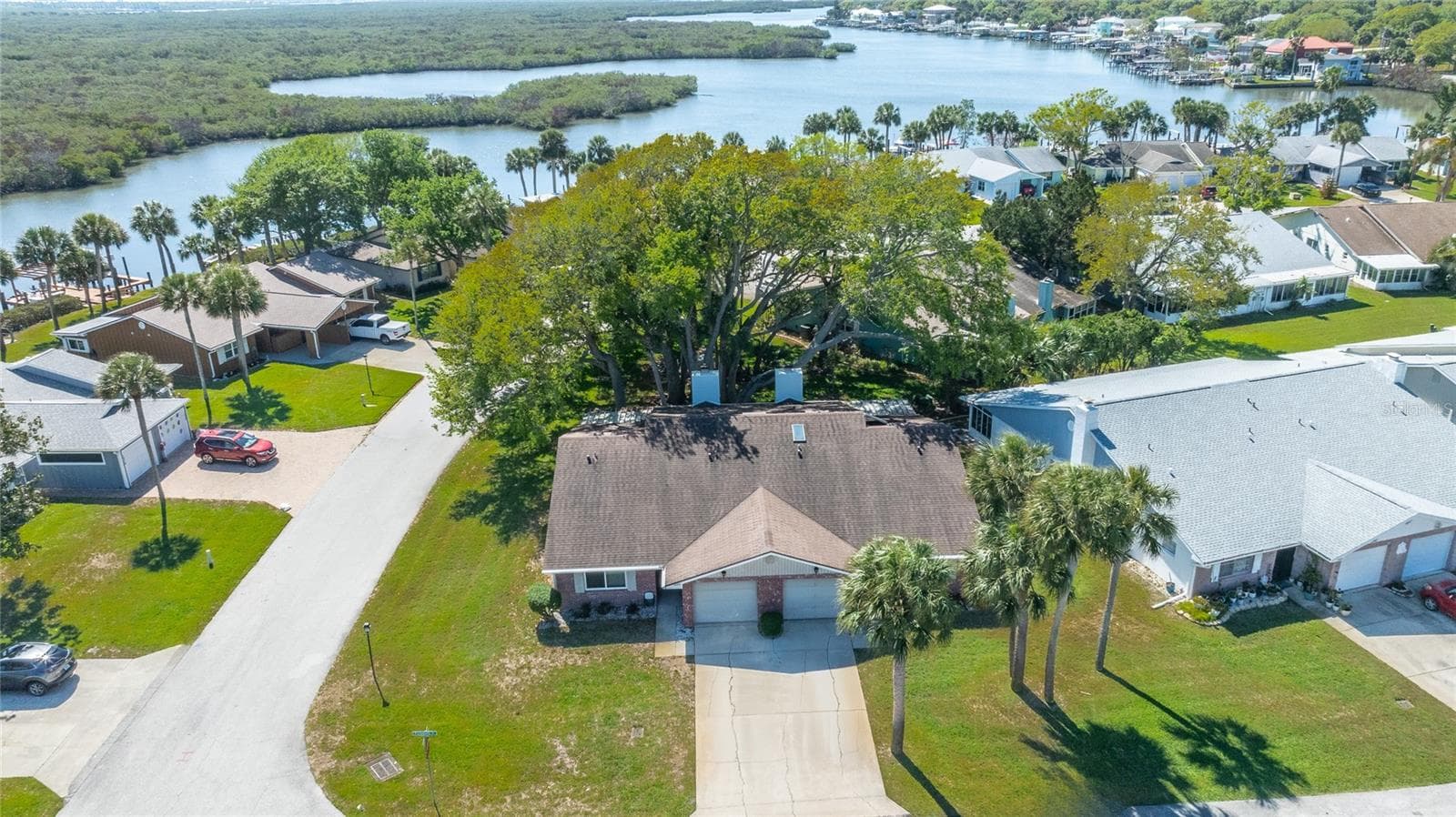 Half Duplex at 1402 PORTOBELLO DR, PORT ORANGE, photo 2 of 52