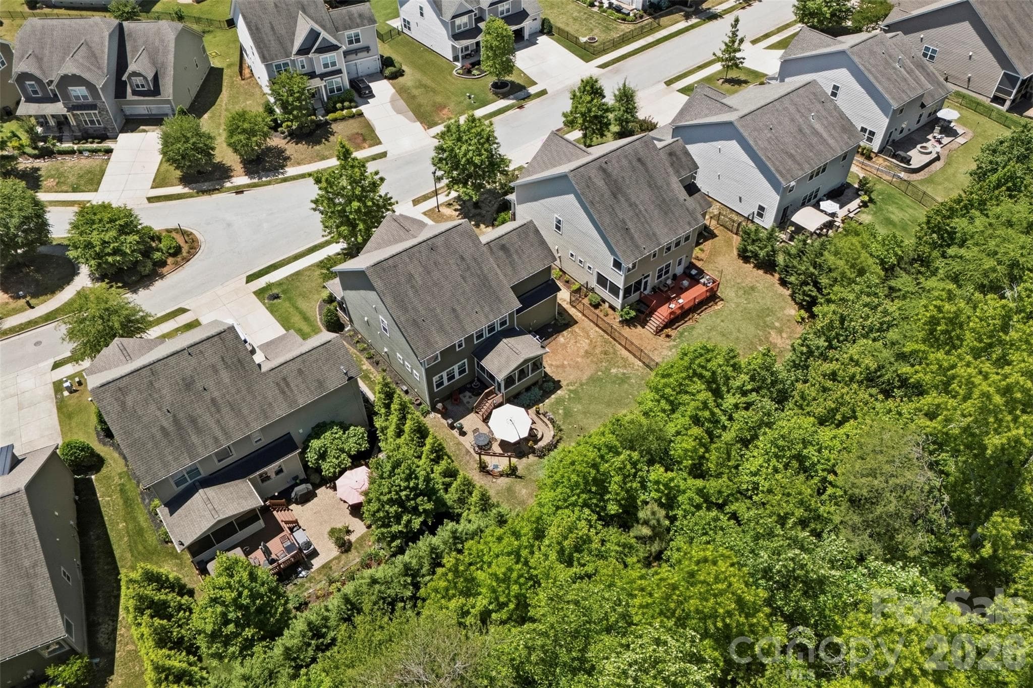 Single Family Residence at 2028 Brightflower Lane, York, photo 41 of 48