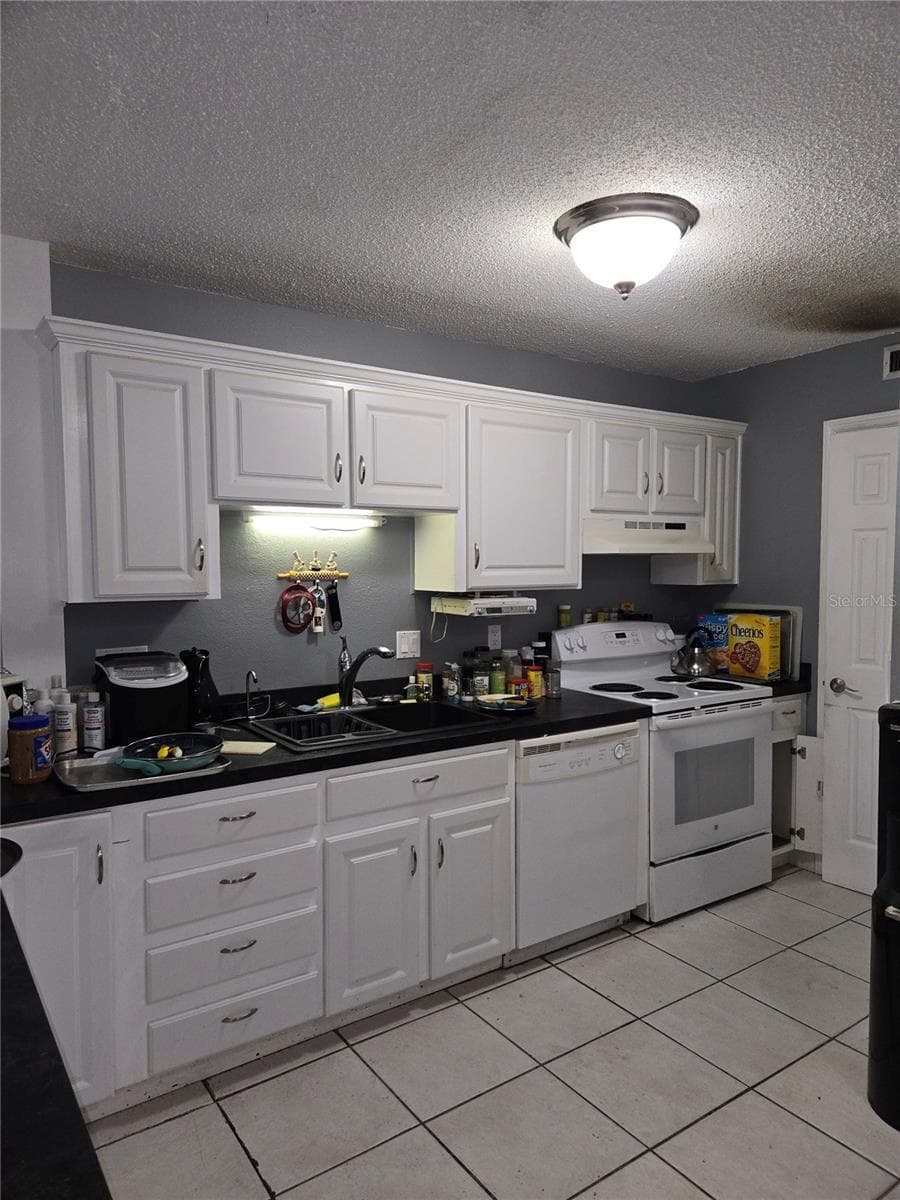Condominium at 6400 46TH AVE N #305, KENNETH CITY, photo 5 of 16