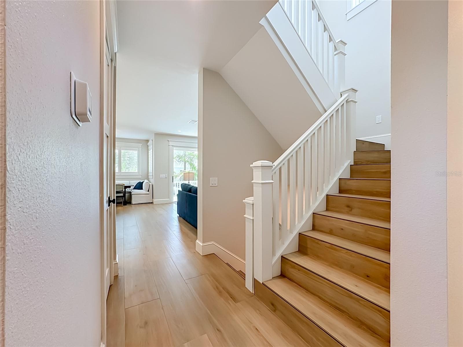 Single Family Residence at 2918 GULF DR, HOLMES BEACH, photo 5 of 92