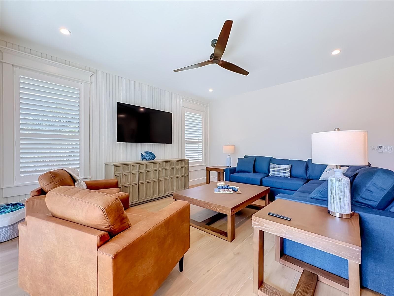 Single Family Residence at 2918 GULF DR, HOLMES BEACH, photo 10 of 92