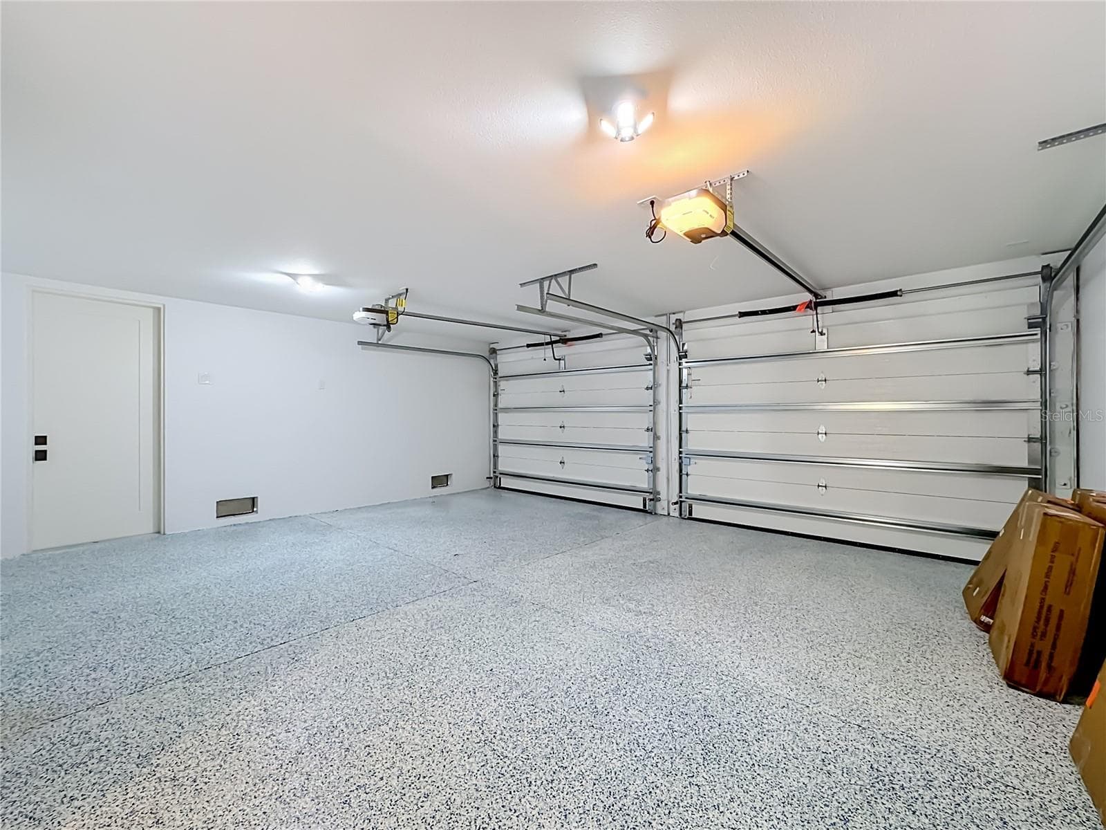 Single Family Residence at 2918 GULF DR, HOLMES BEACH, photo 53 of 92