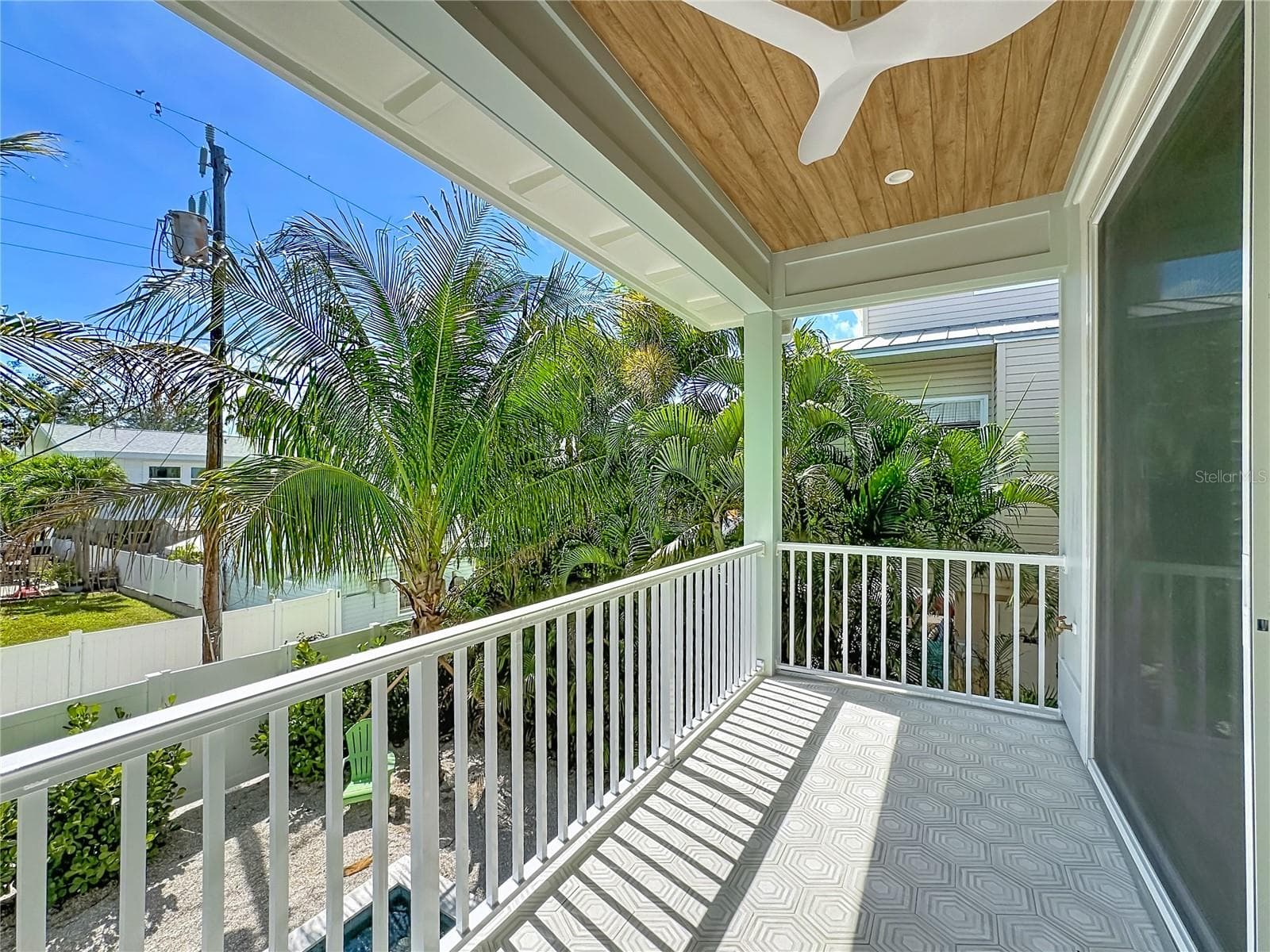 Single Family Residence at 2918 GULF DR, HOLMES BEACH, photo 57 of 92