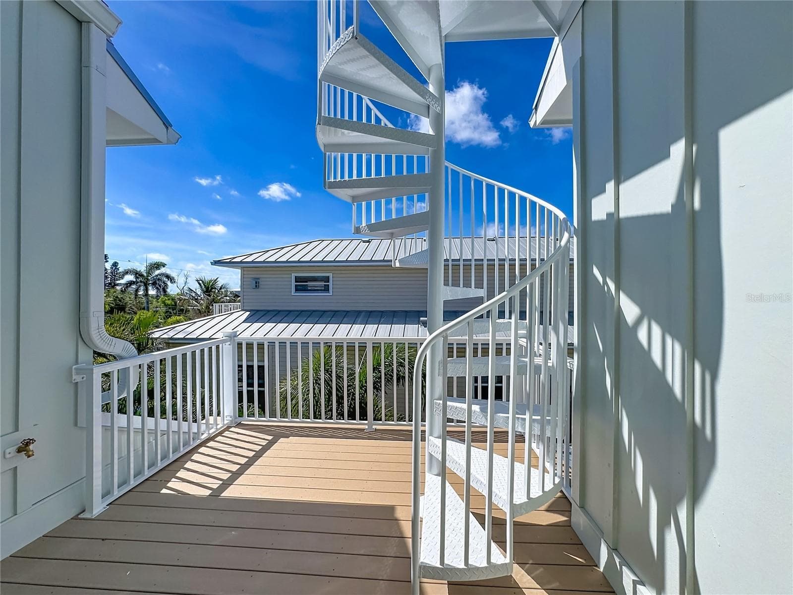 Single Family Residence at 2918 GULF DR, HOLMES BEACH, photo 58 of 92