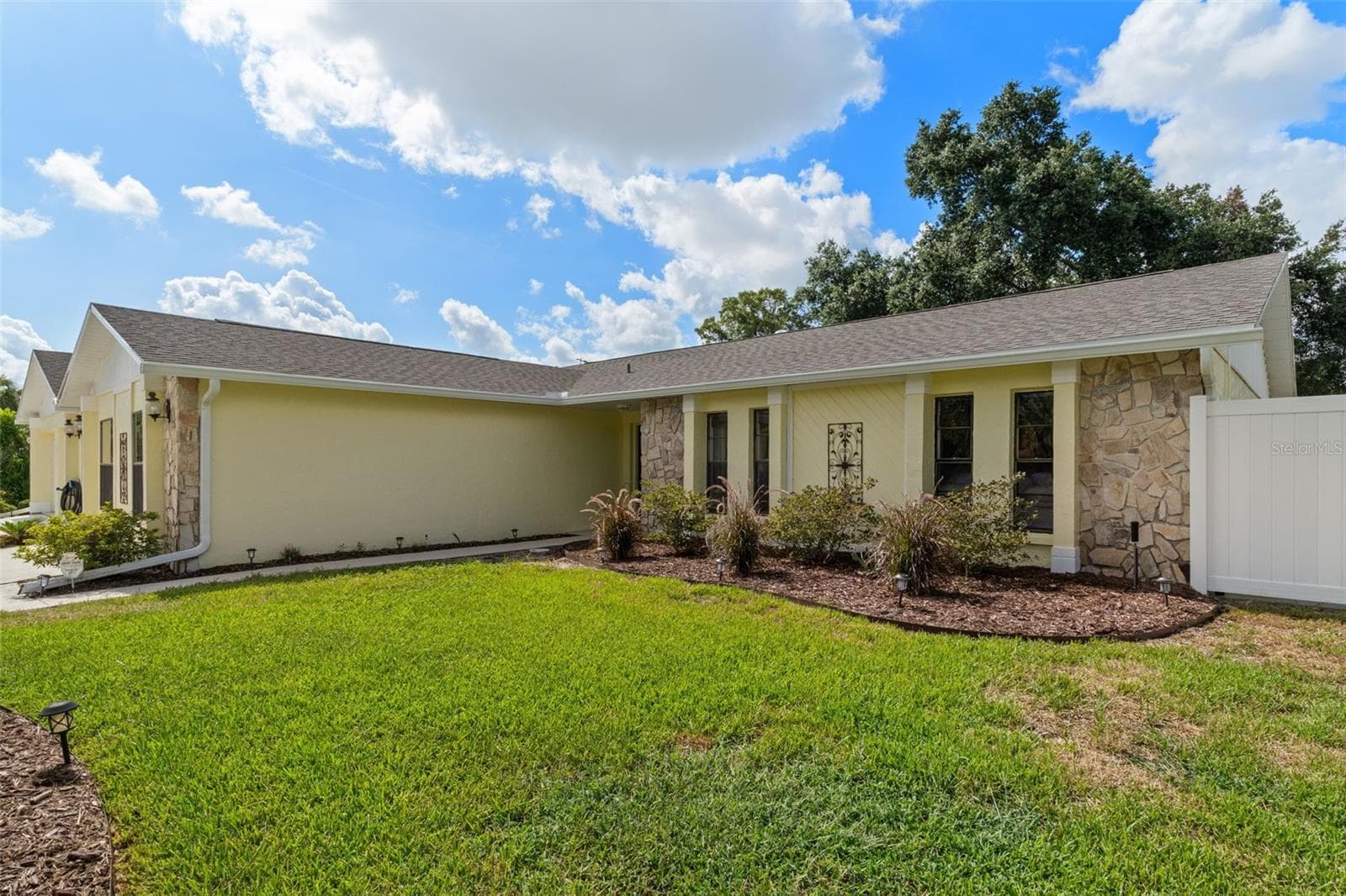 Single Family Residence at 12380 TROUT CIR, SPRING HILL, photo 7 of 59