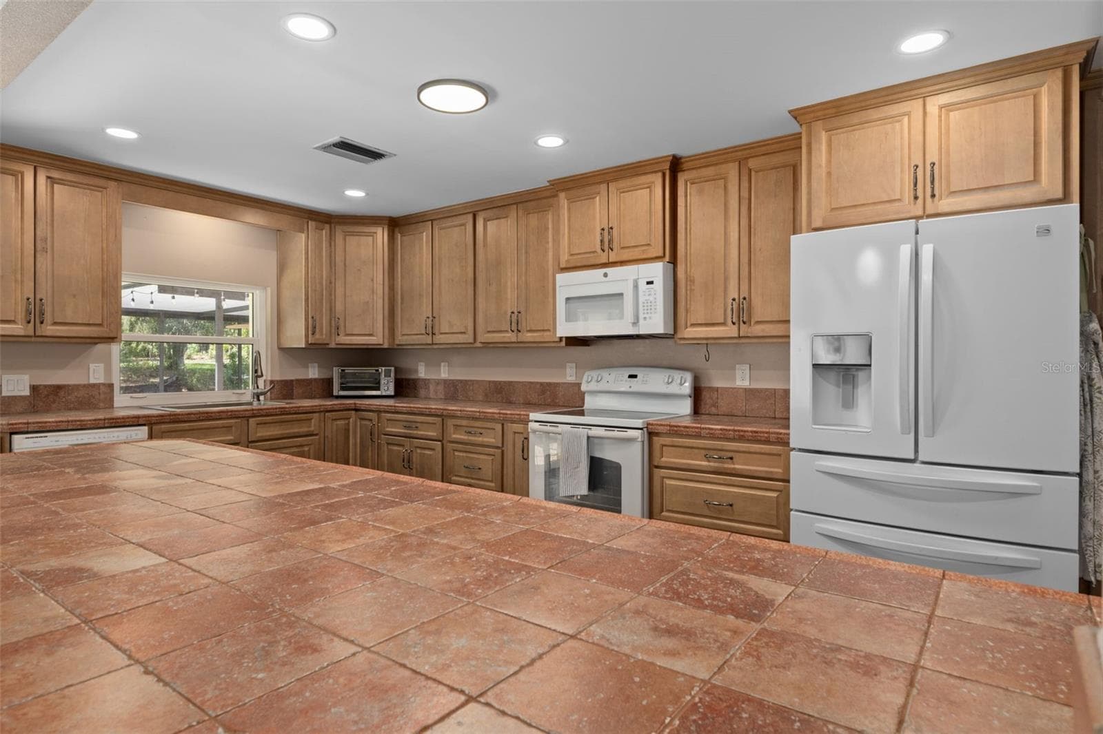 Single Family Residence at 12380 TROUT CIR, SPRING HILL, photo 18 of 59