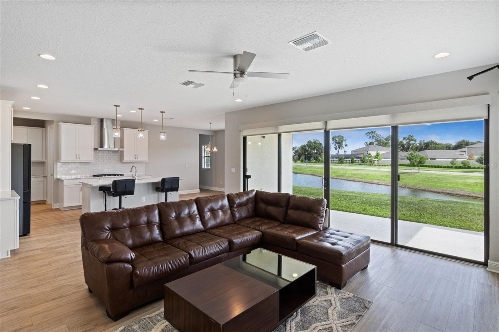 Single Family Residence at 14825 PADDOCK POND AVE, LITHIA, photo 13 of 59