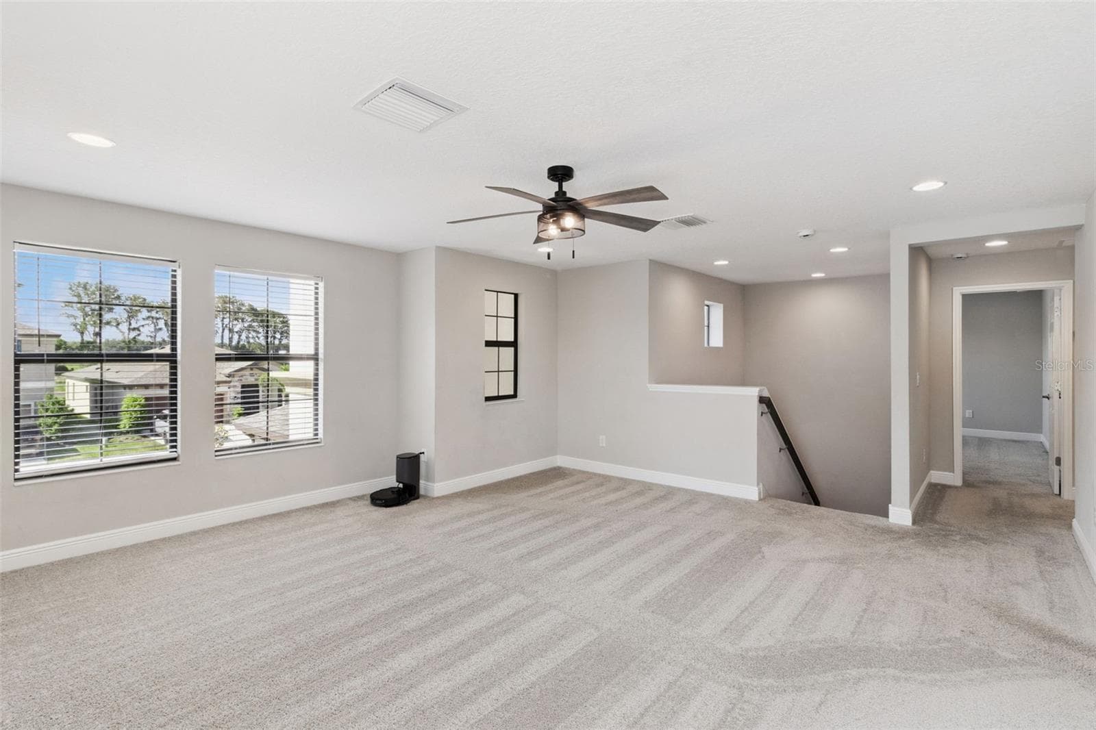 Single Family Residence at 14825 PADDOCK POND AVE, LITHIA, photo 27 of 59
