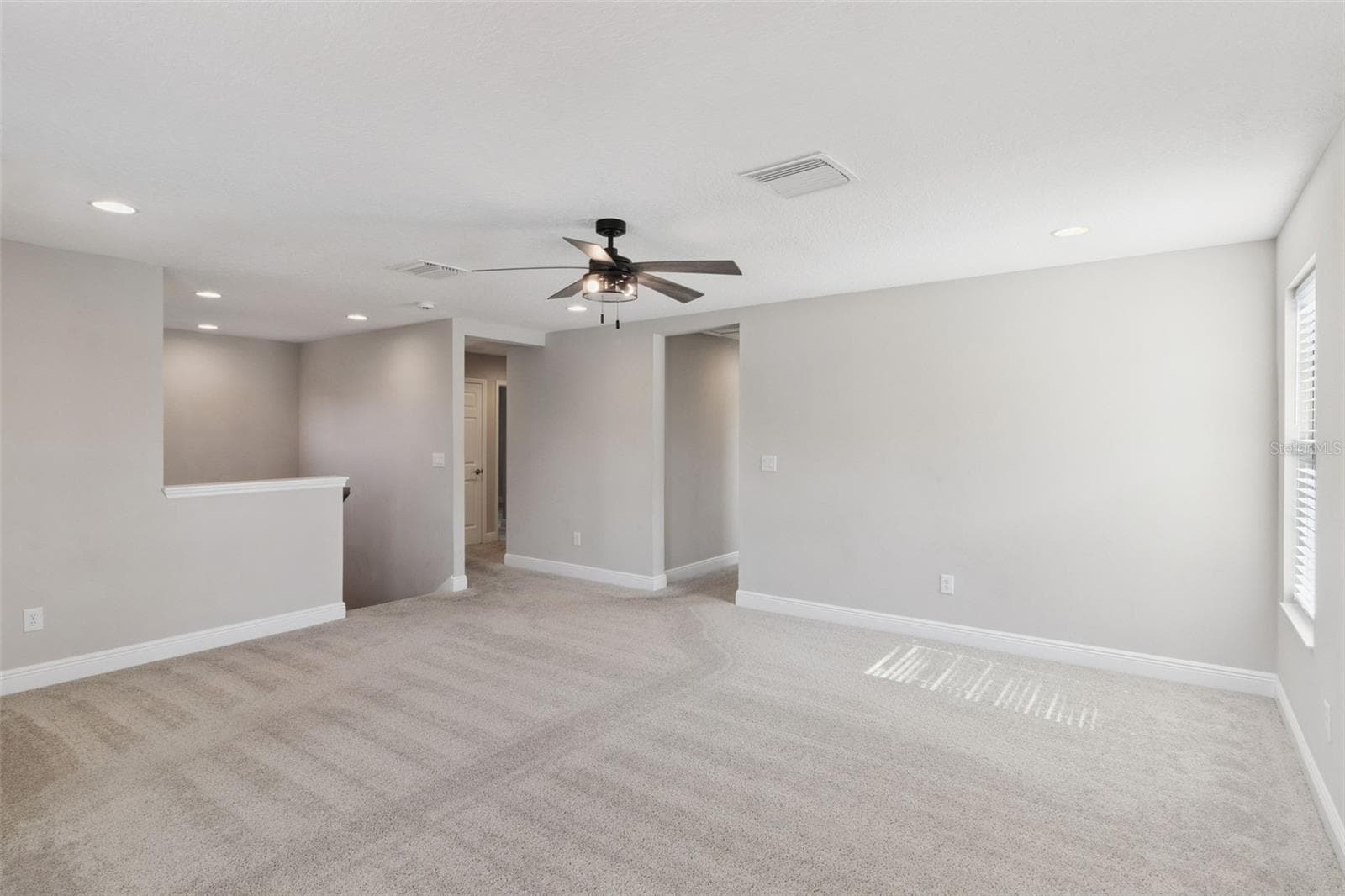 Single Family Residence at 14825 PADDOCK POND AVE, LITHIA, photo 28 of 59