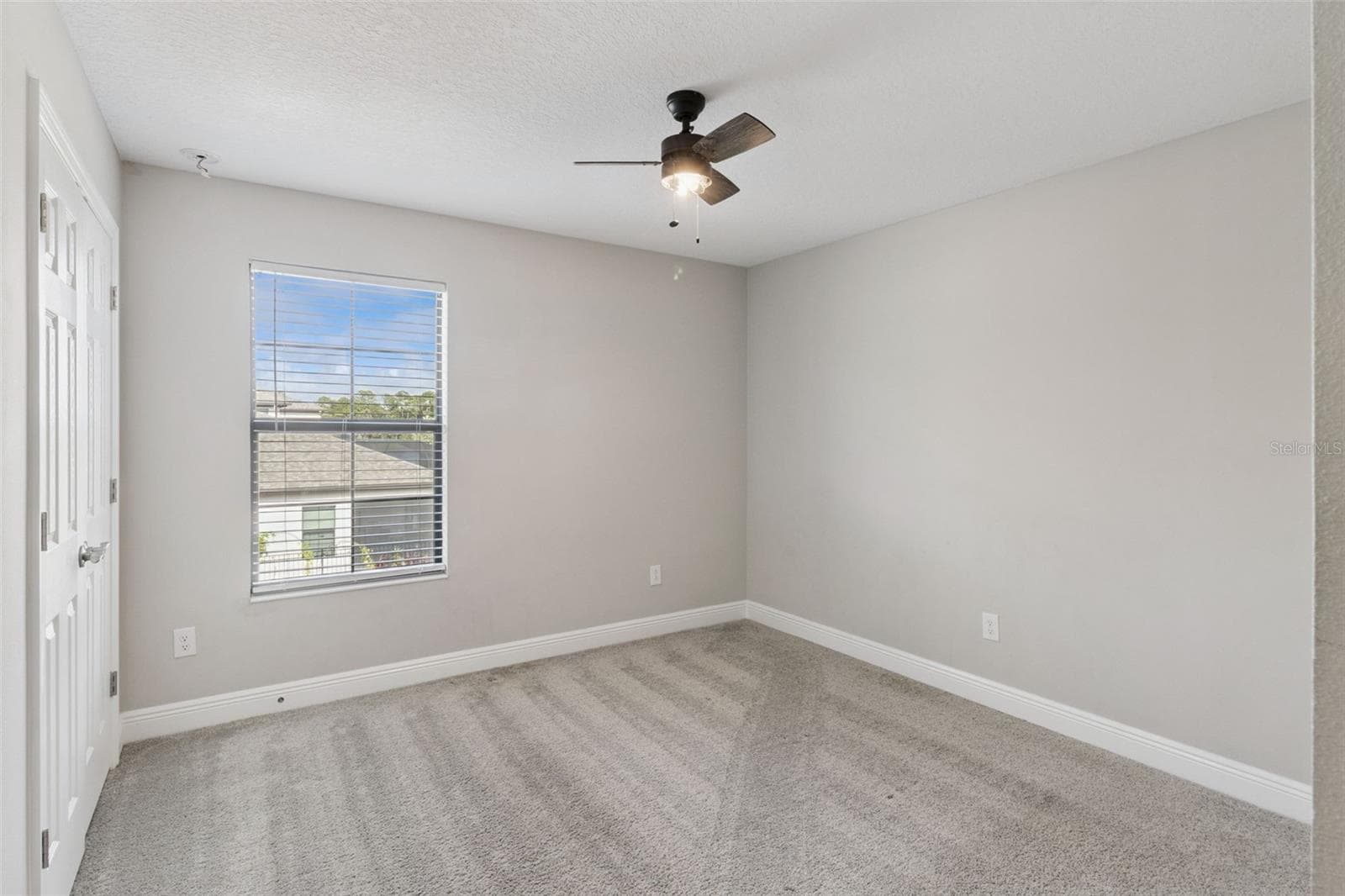 Single Family Residence at 14825 PADDOCK POND AVE, LITHIA, photo 40 of 59