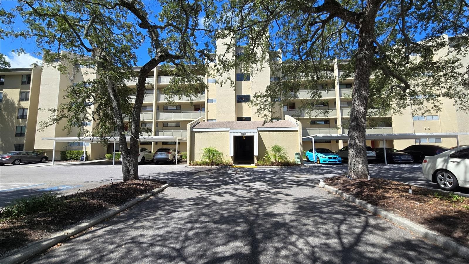 Condominium at 13626 GREENFIELD DR #201, TAMPA, photo 7 of 32