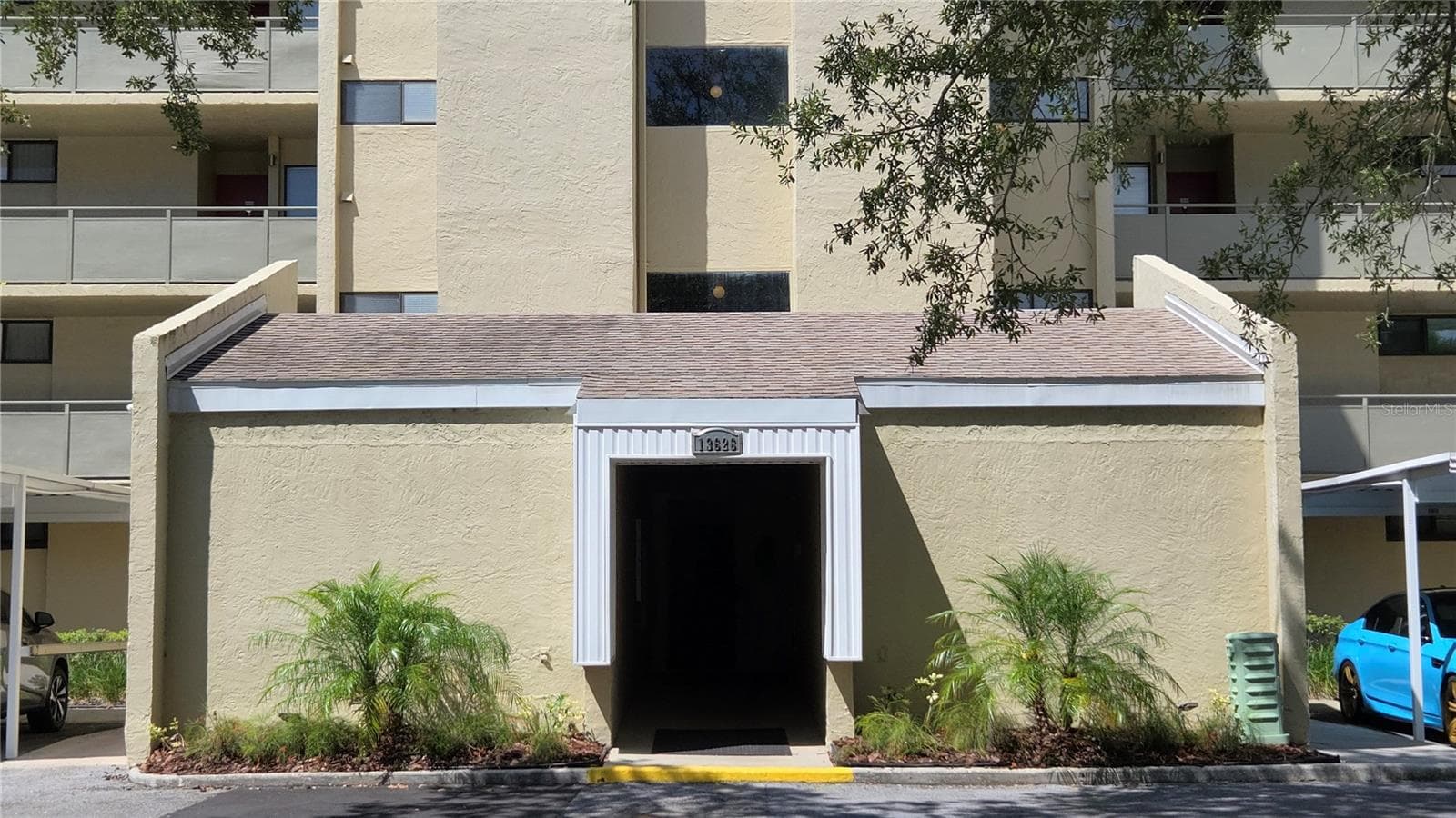 Condominium at 13626 GREENFIELD DR #201, TAMPA, photo 8 of 32