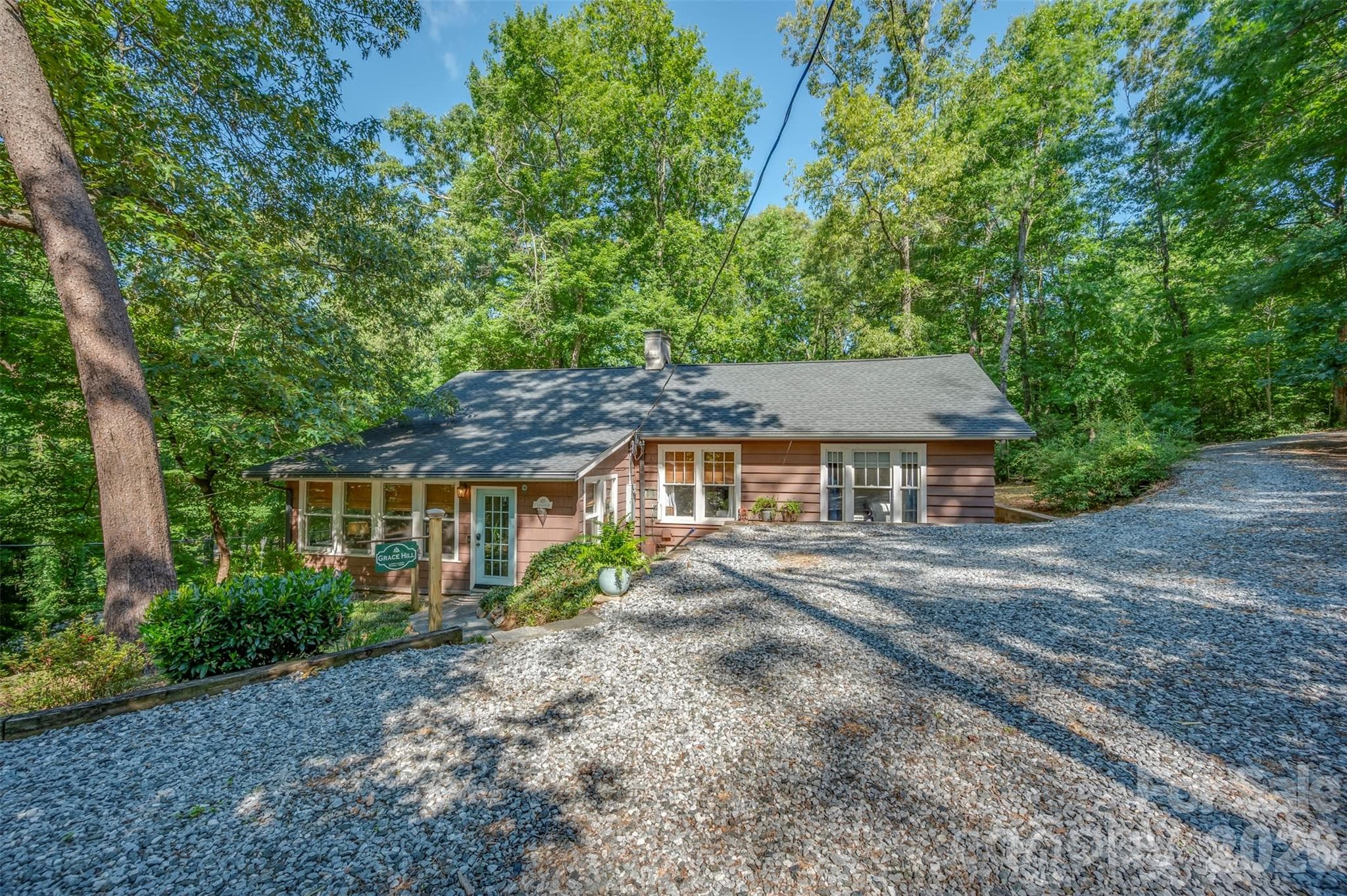 Single Family Residence at 415 E Lakeshore Drive, Landrum, photo 37 of 45