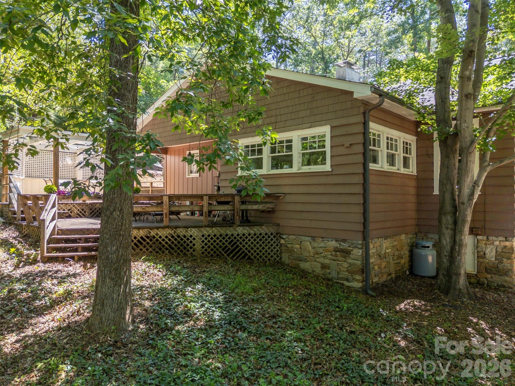 Single Family Residence at 415 E Lakeshore Drive, Landrum, photo 38 of 45
