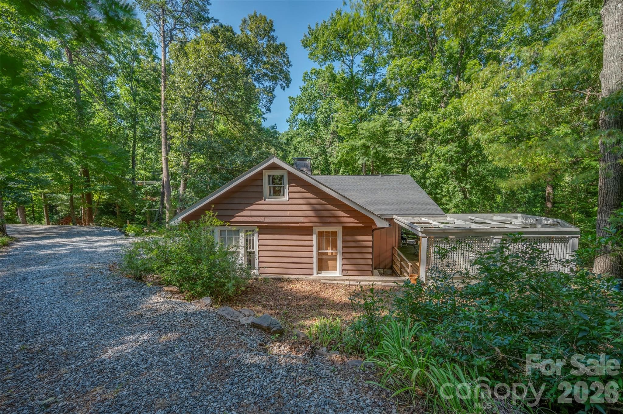 Single Family Residence at 415 E Lakeshore Drive, Landrum, photo 39 of 45