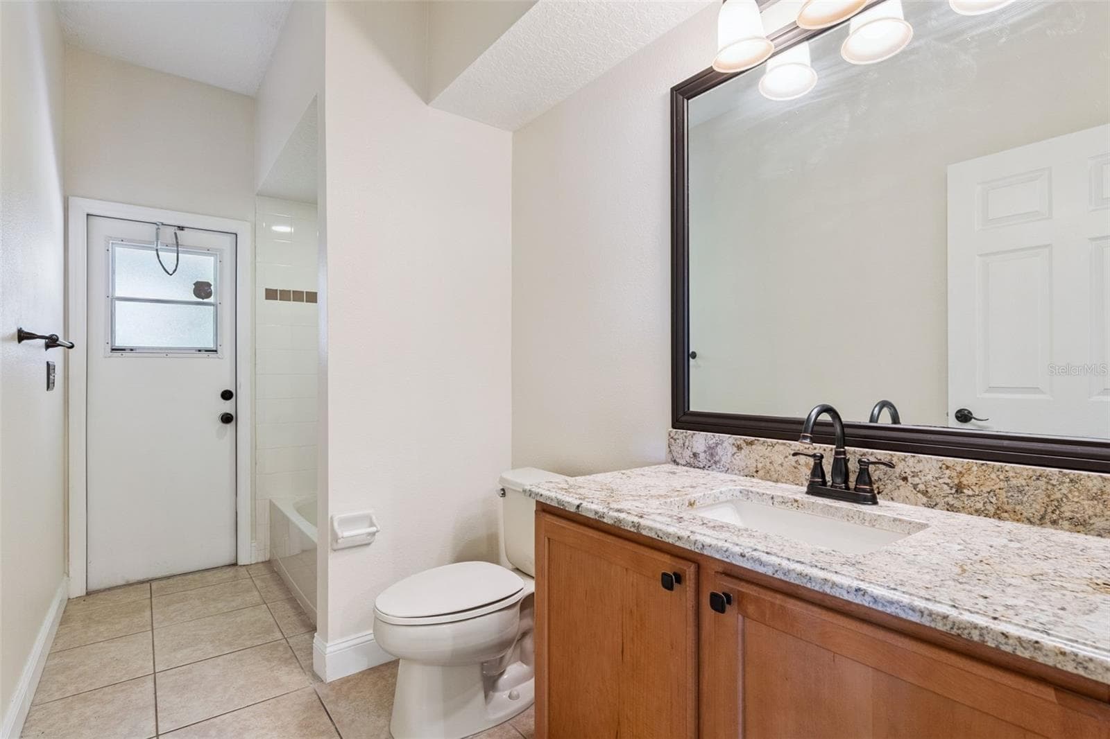 guest bathroom - 3193 TOHO CT, KISSIMMEE